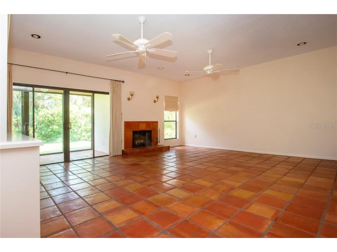 4812 Kestral Park Circle #20 Sarasota FL 34231 A4651548 image14