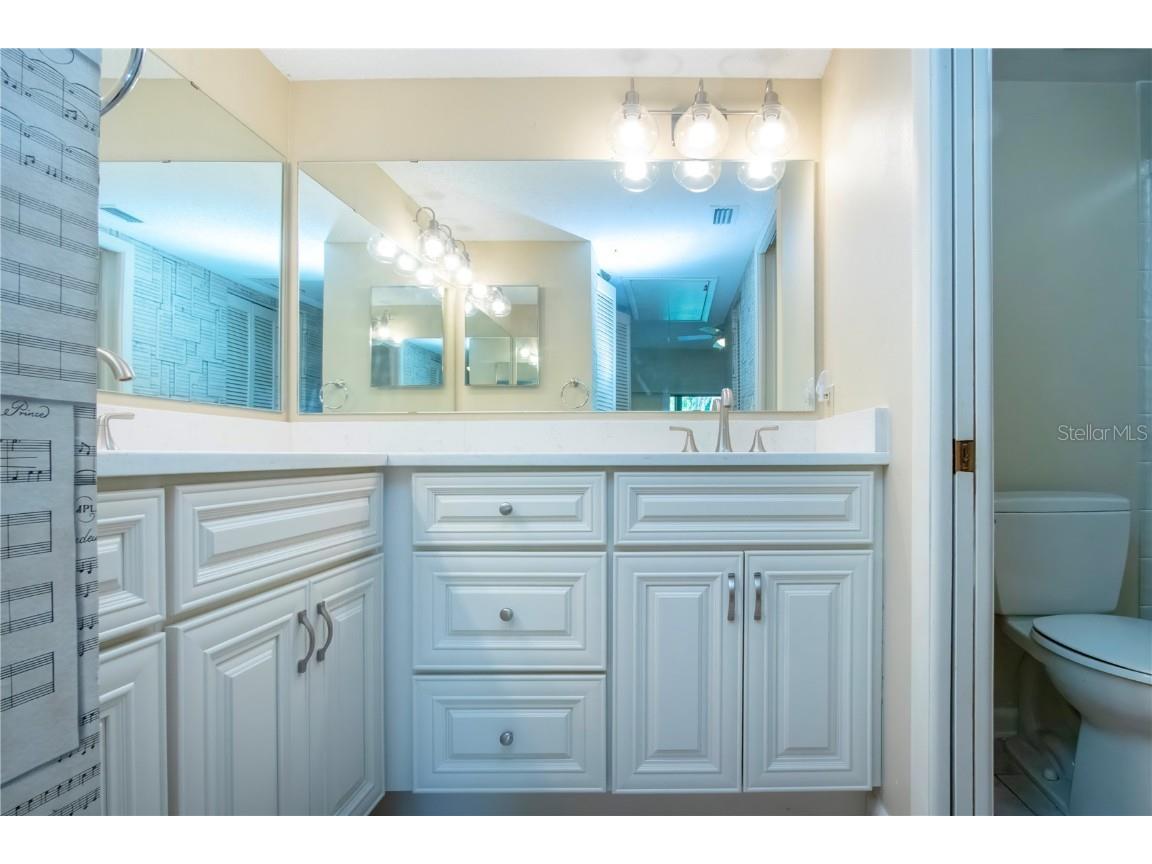 4812 Kestral Park Circle #20 Sarasota FL 34231 A4651548 image38