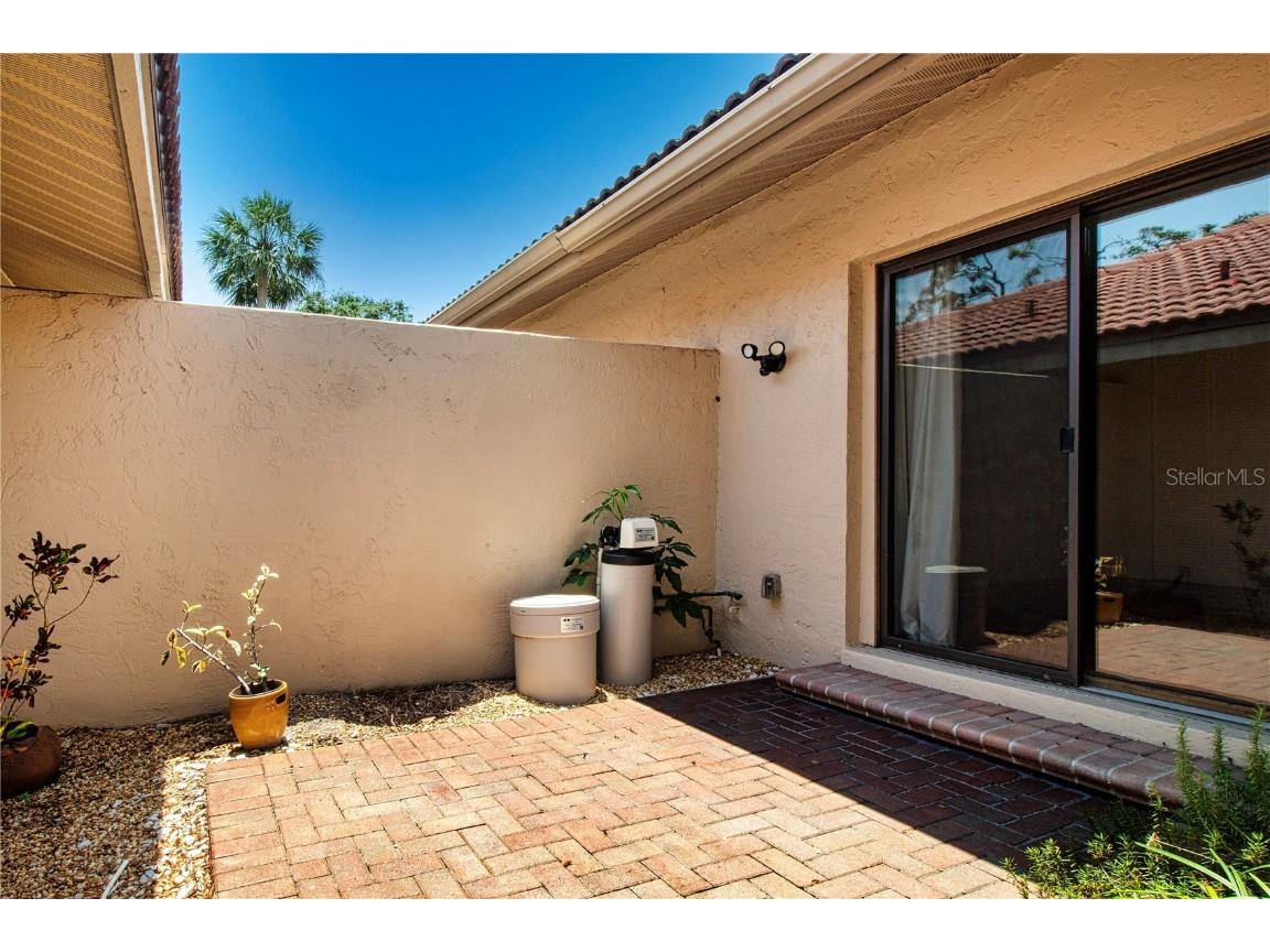 4812 Kestral Park Circle #20 Sarasota FL 34231 A4651548 image9