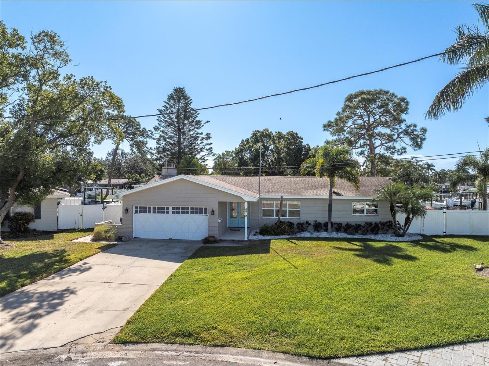 4812 Venetian Place NE Saint Petersburg FL 33703 TB8444711 image2