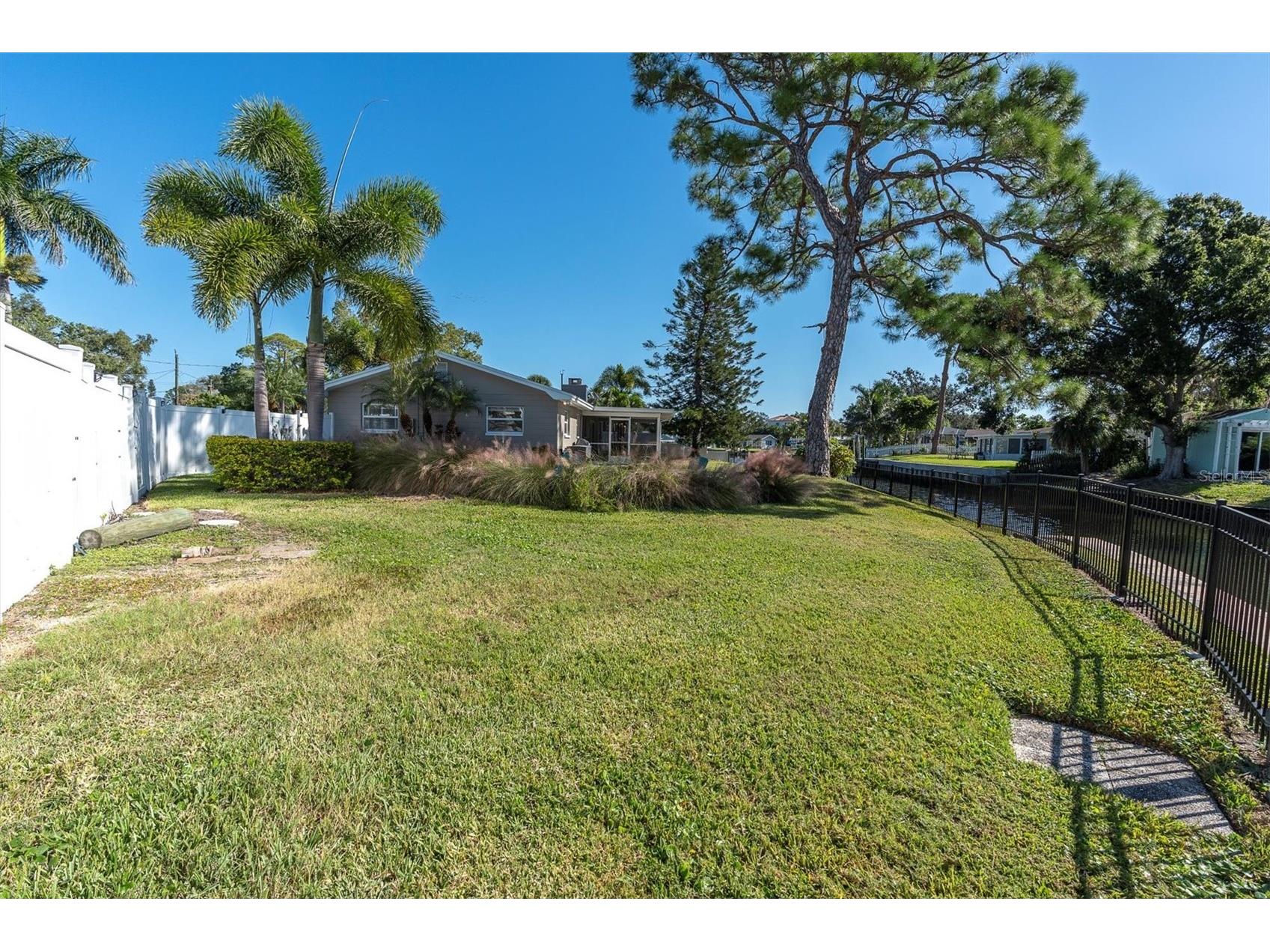 4812 Venetian Place NE Saint Petersburg FL 33703 TB8444711 image33