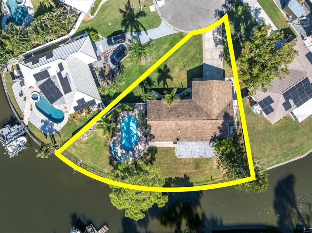 4812 Venetian Place NE Saint Petersburg FL 33703 TB8444711 image40