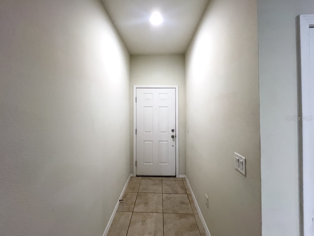 4812 White Sanderling Court Tampa FL 33619 TB8483834 image10