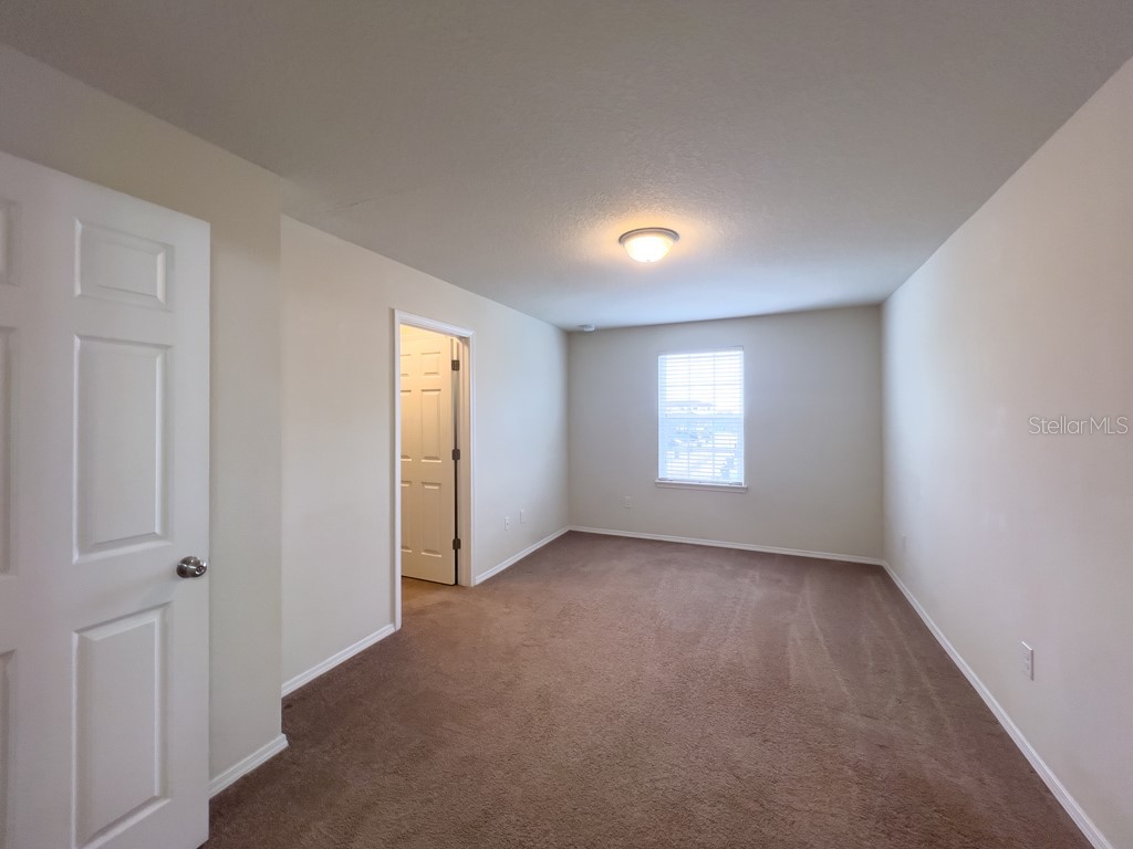 4812 White Sanderling Court Tampa FL 33619 TB8483834 image15