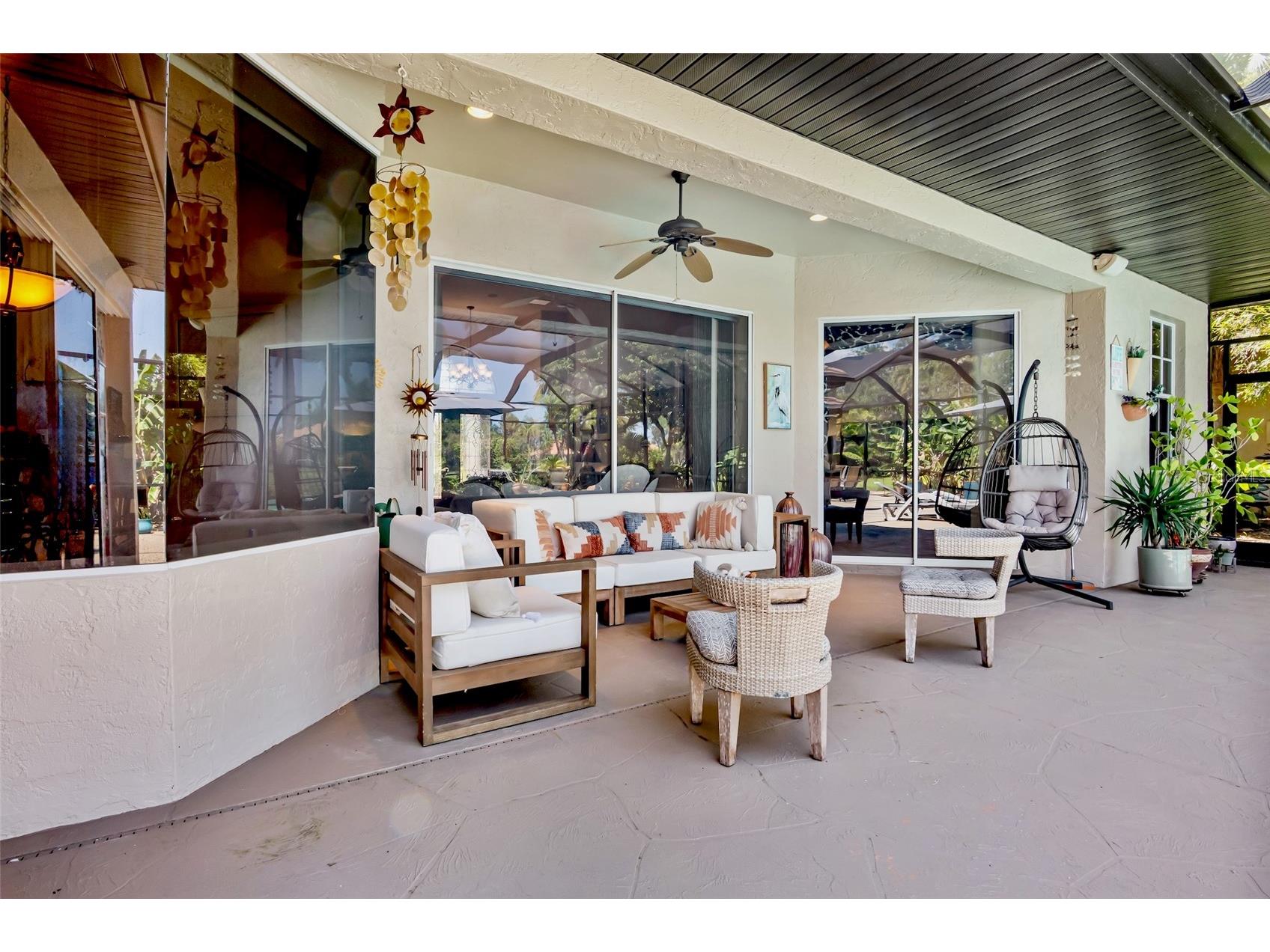 4813 Benchmark Court Sarasota FL 34238 A4690988 image20