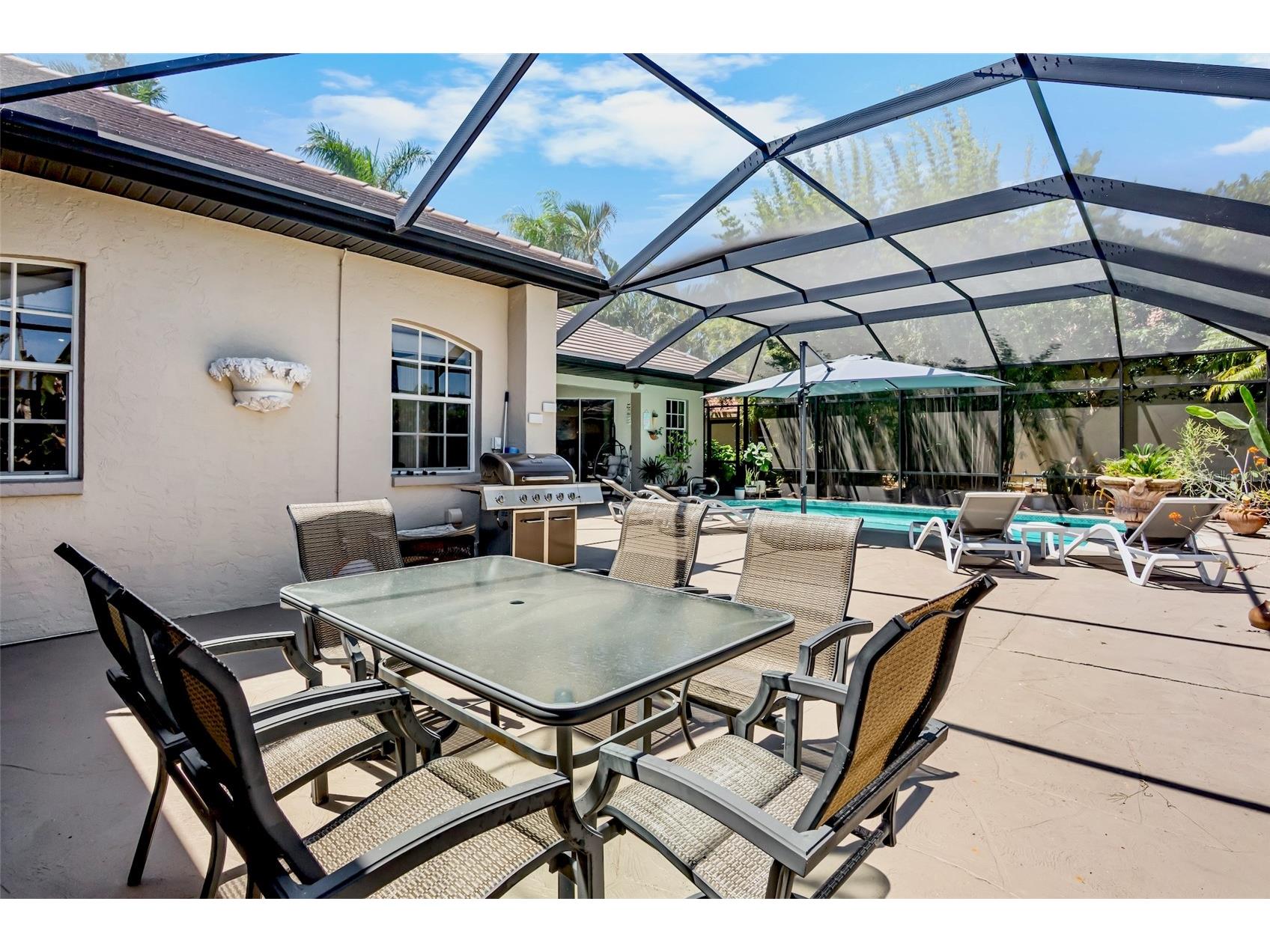 4813 Benchmark Court Sarasota FL 34238 A4690988 image25