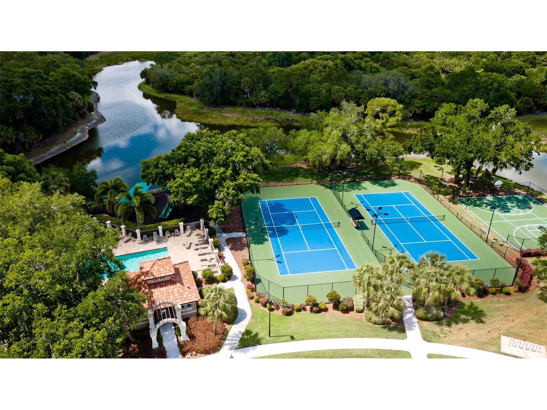 4813 Benchmark Court Sarasota FL 34238 A4690988 image49