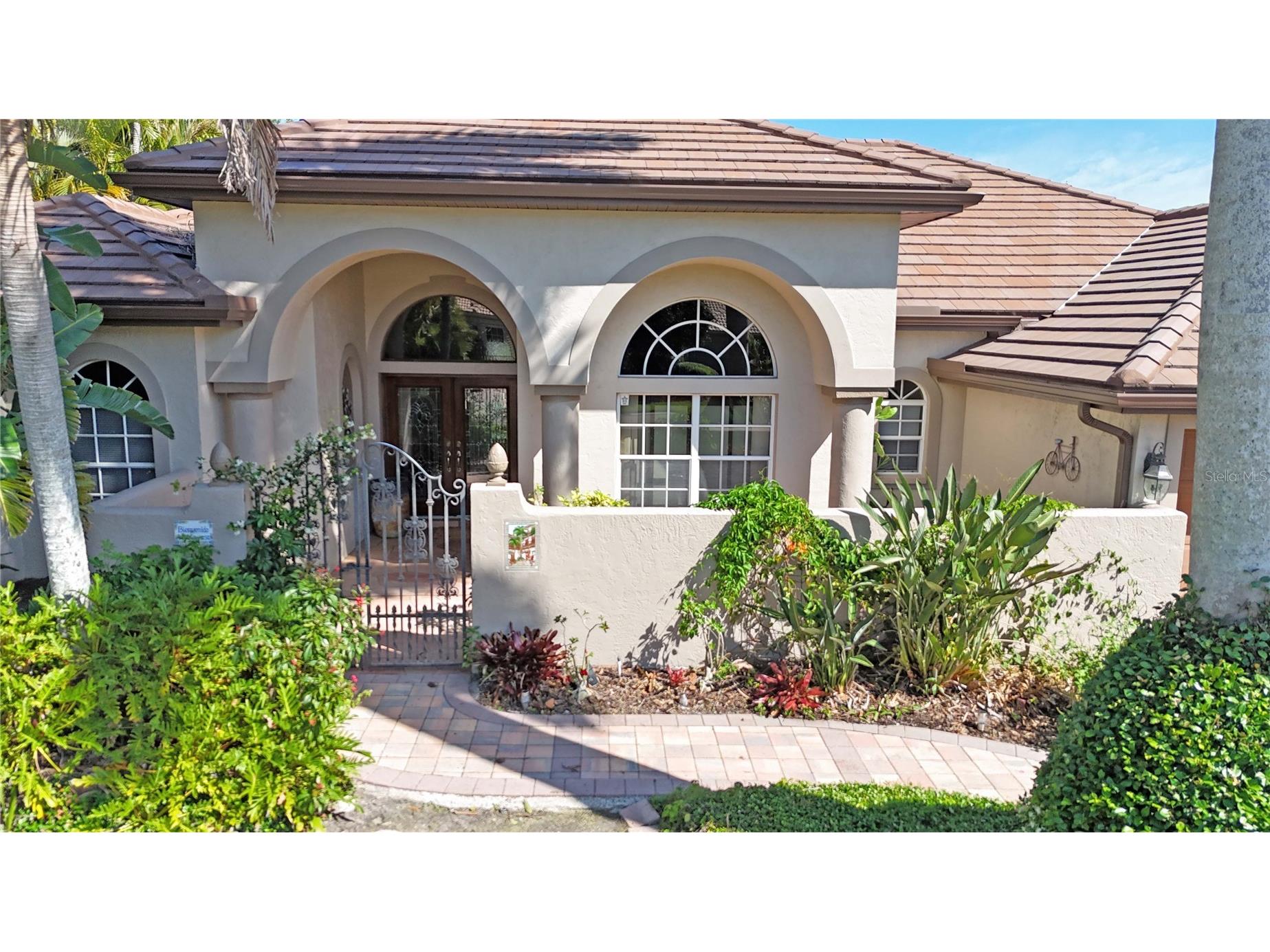 4813 Benchmark Court Sarasota FL 34238 A4690988 image5