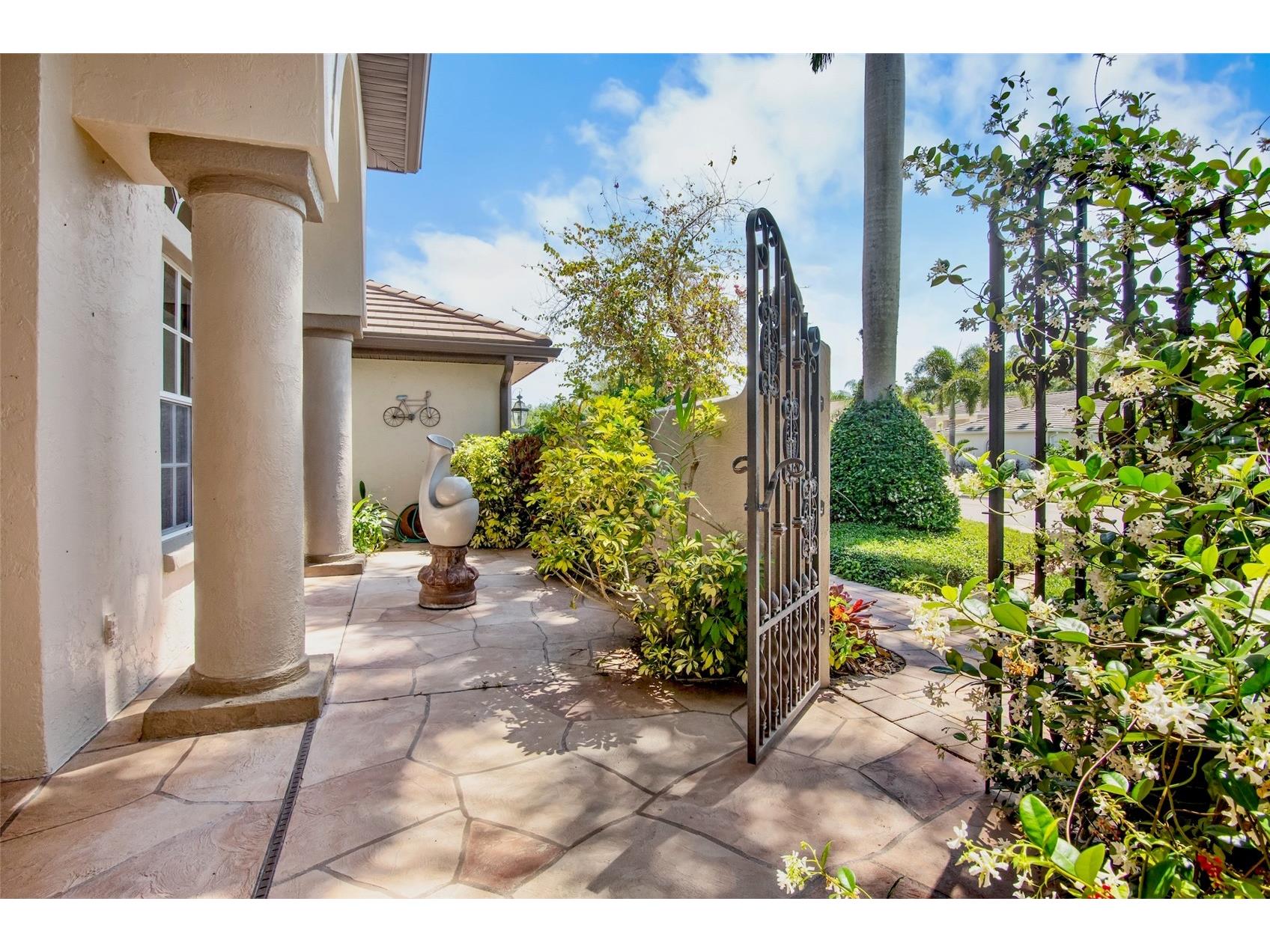 4813 Benchmark Court Sarasota FL 34238 A4690988 image7