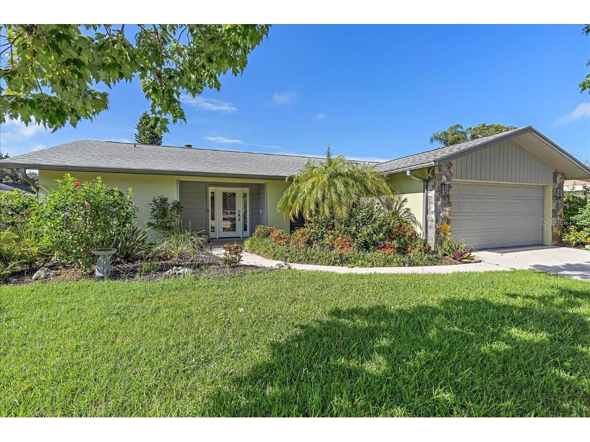4814 Country Oaks Boulevard Sarasota FL 34243 A4571941 image1