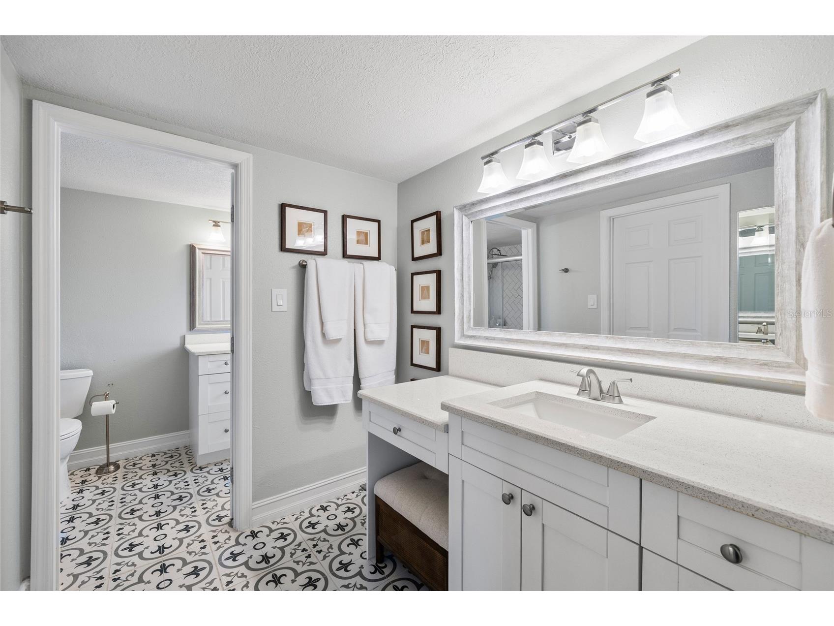 4814 Fox Hunt Dr Tampa FL 33624 TB8523386 image32