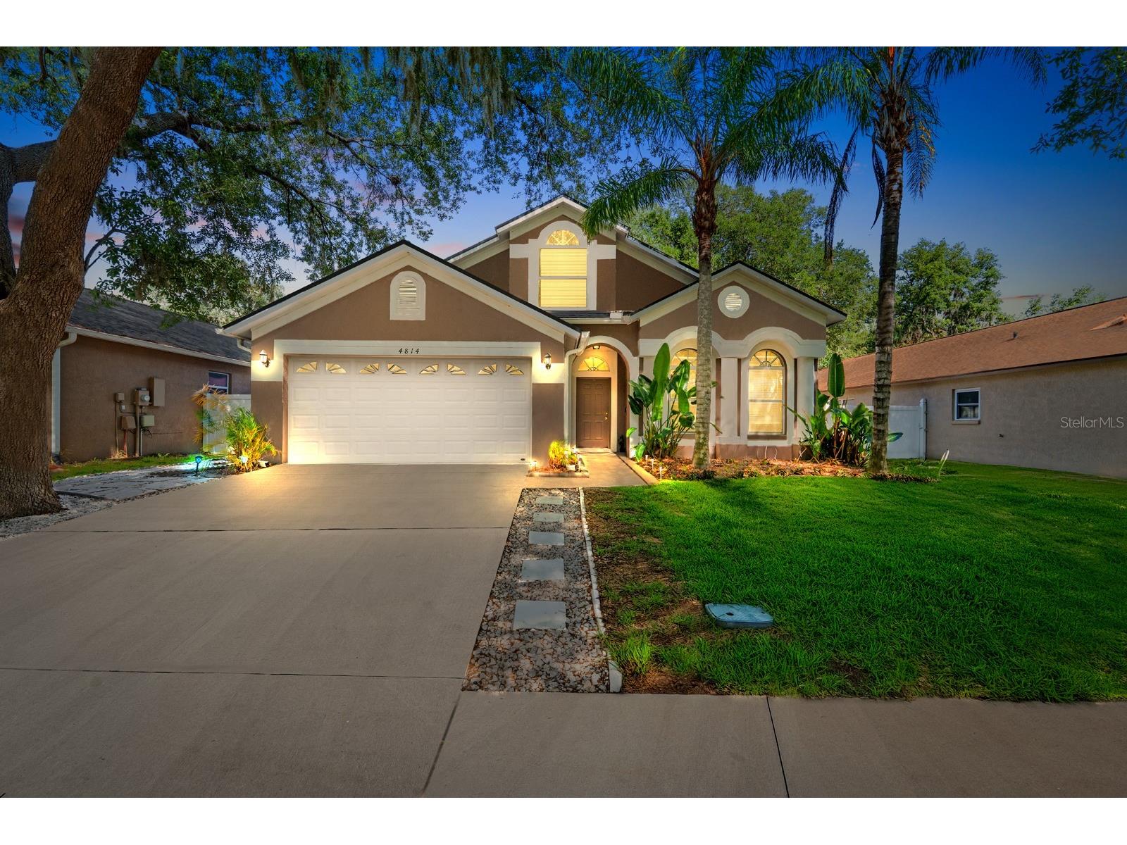4814 Portobello Circle Valrico FL 33596 TB8505863 image1