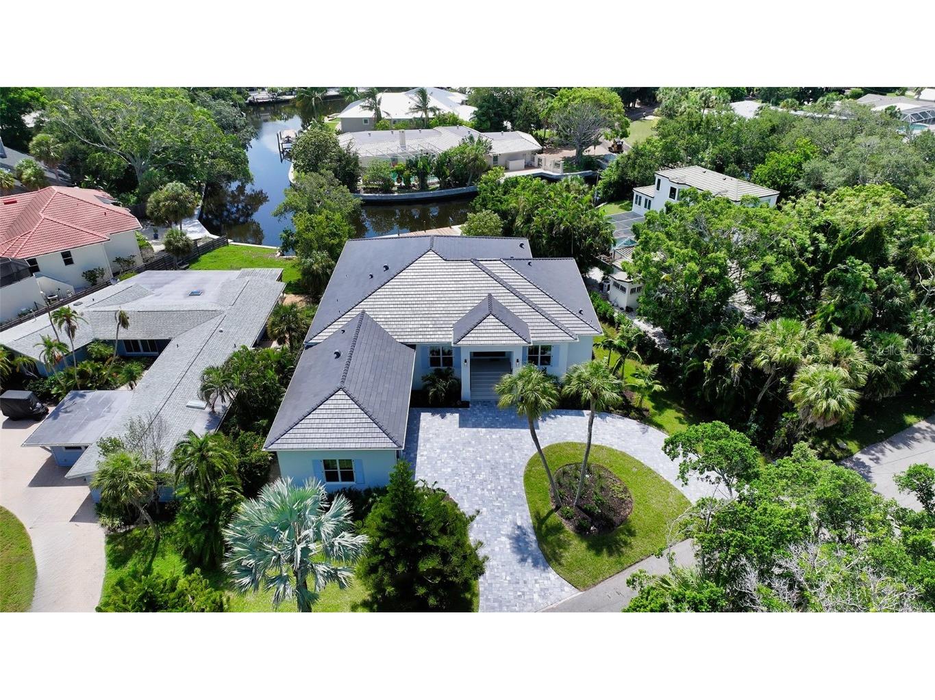 4815 Featherbed Lane Siesta Key FL 34242 A4633747 image1