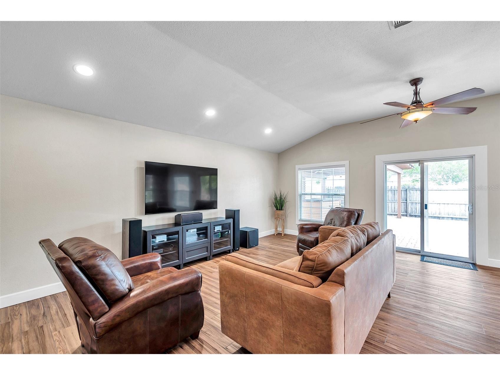 4815 Plantation Drive Tampa FL 33615 TB8472576 image11