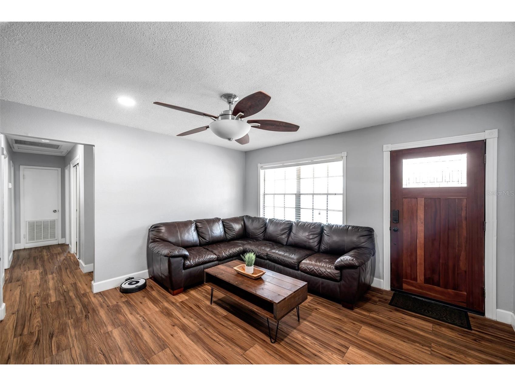 4815 Plantation Drive Tampa FL 33615 TB8472576 image17