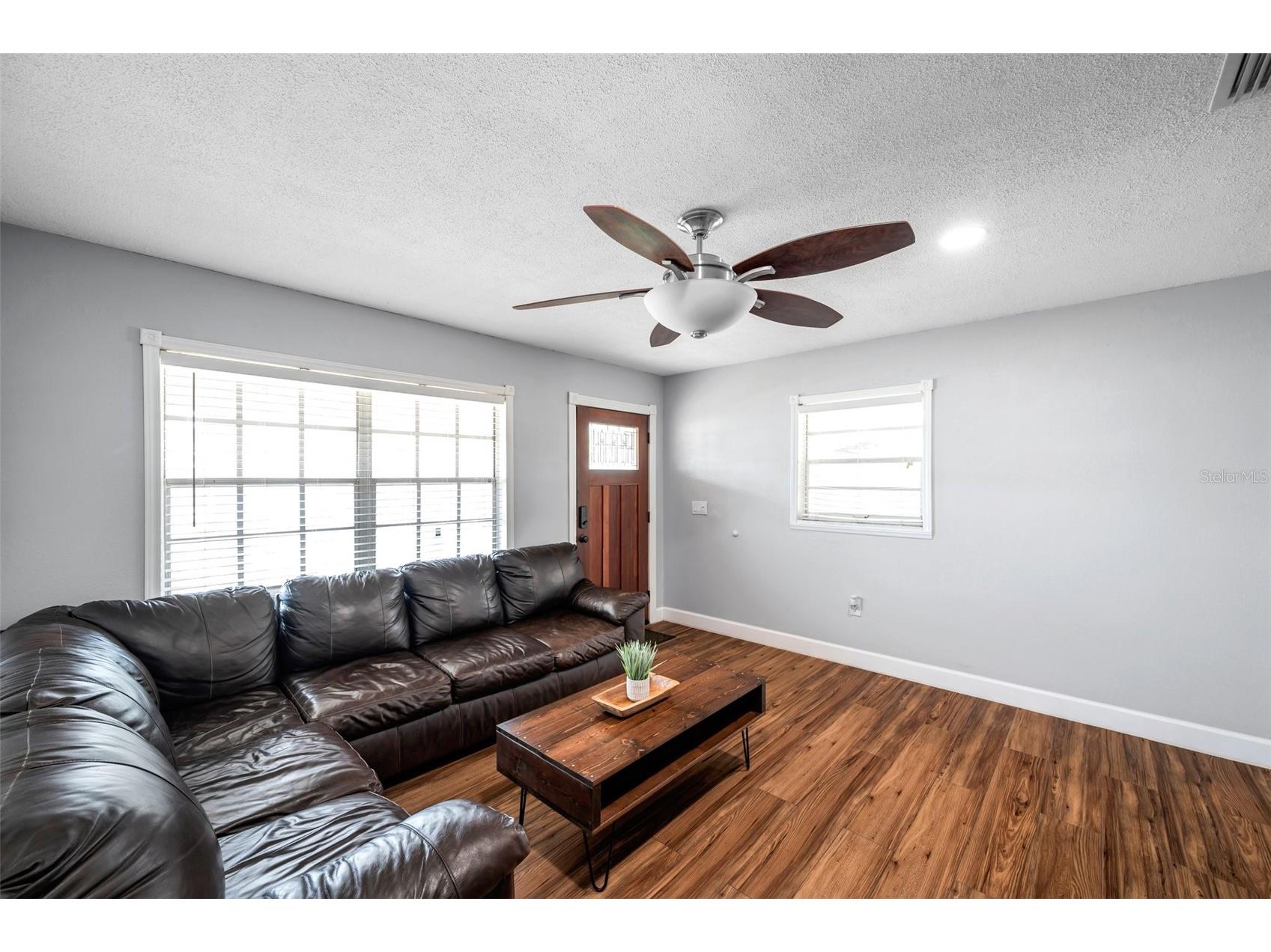 4815 Plantation Drive Tampa FL 33615 TB8472576 image19