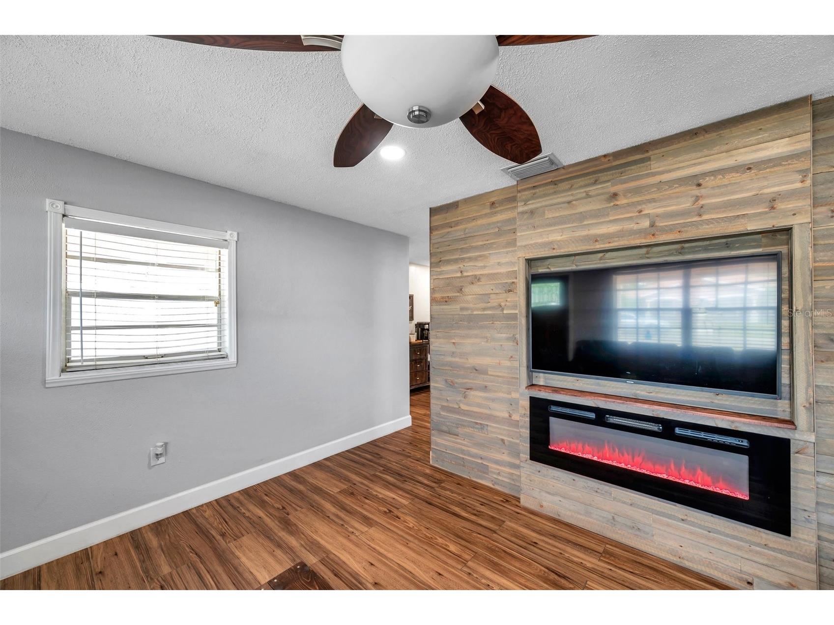 4815 Plantation Drive Tampa FL 33615 TB8472576 image20