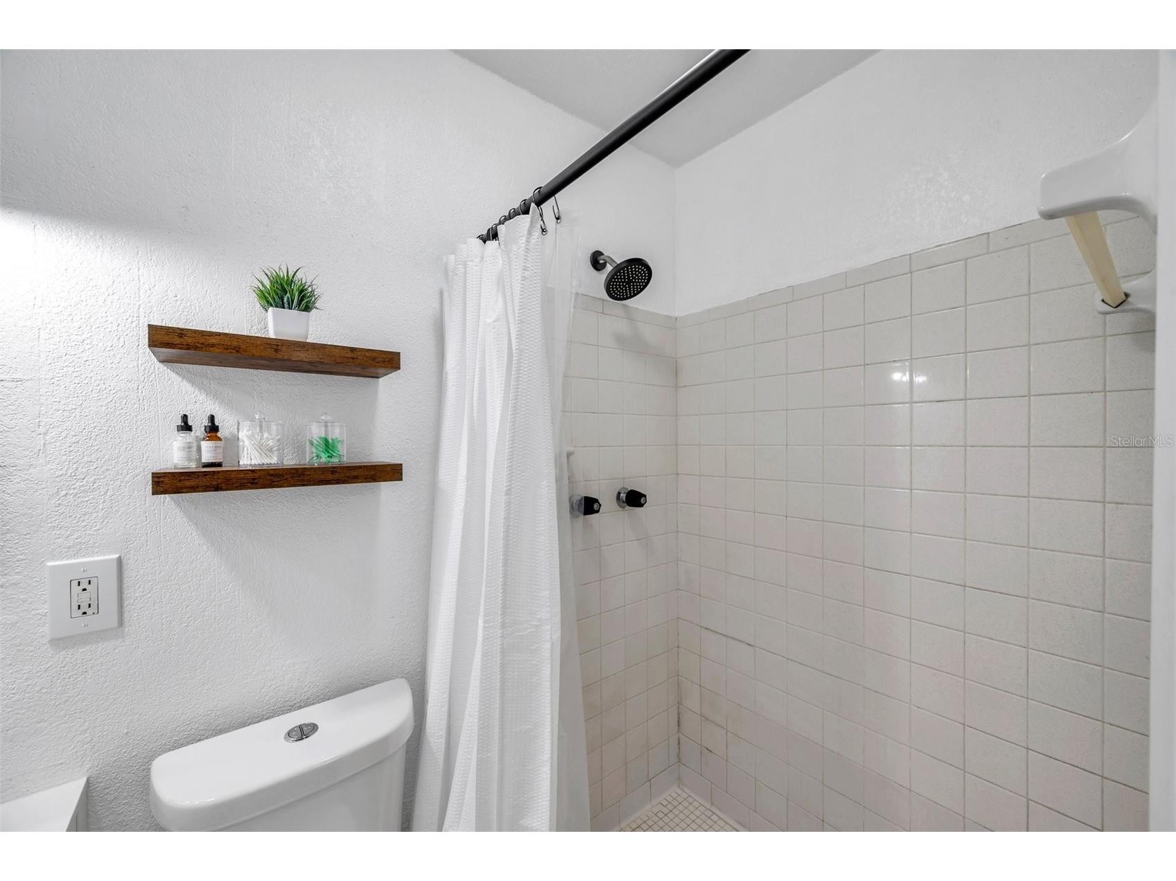 4815 Plantation Drive Tampa FL 33615 TB8472576 image23