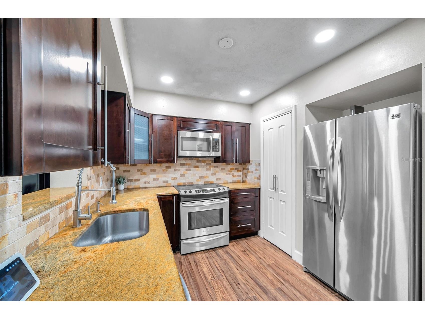 4815 Plantation Drive Tampa FL 33615 TB8472576 image7