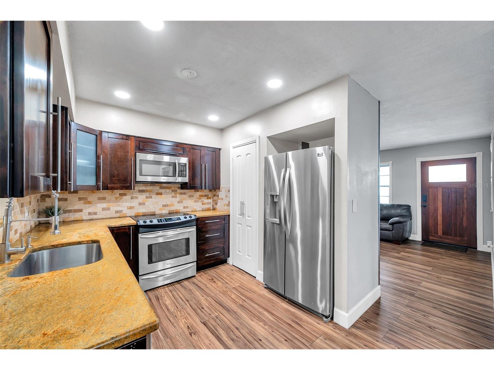 4815 Plantation Drive Tampa FL 33615 TB8472576 image8