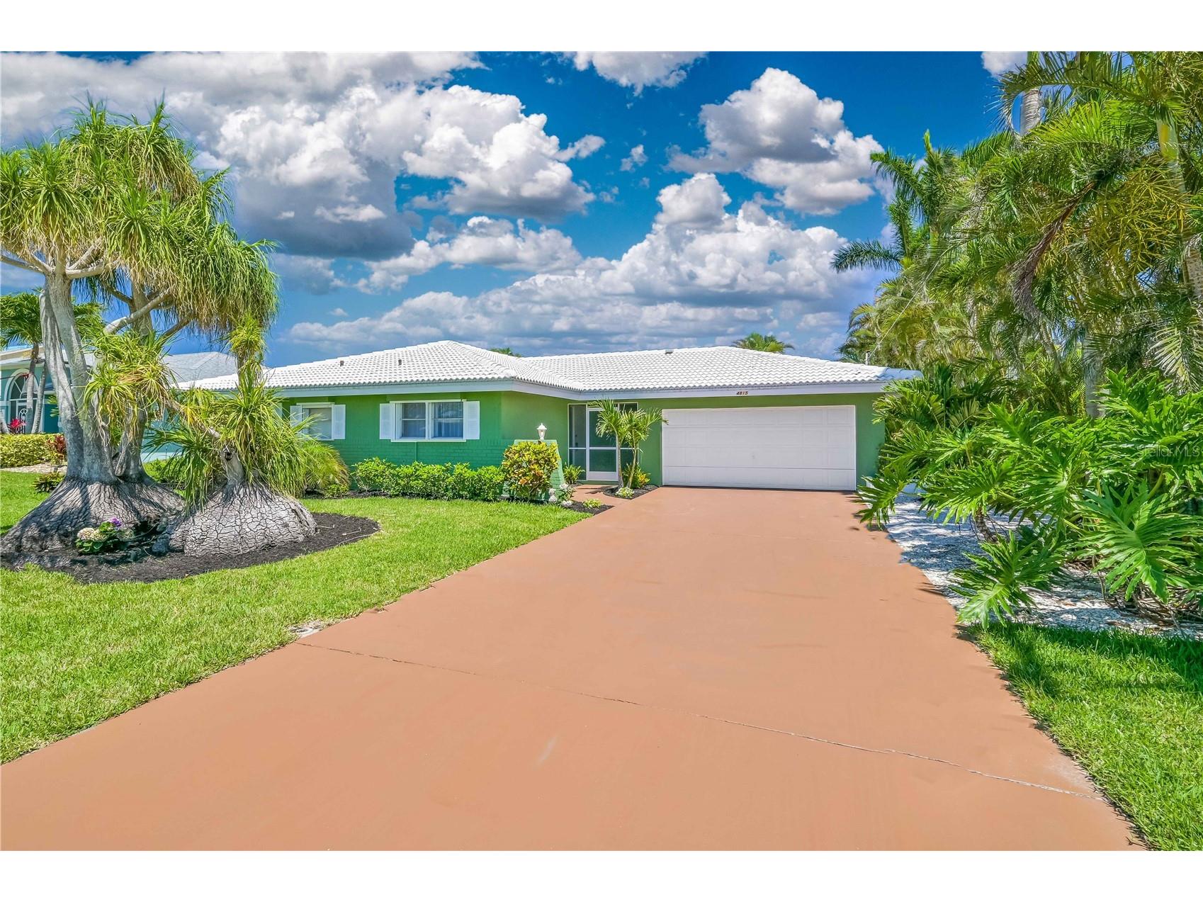 4815 Sorrento Court Cape Coral FL 33904 C7525437 image2