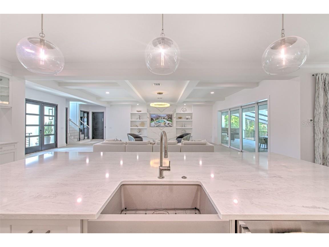 4815 W Sunset Boulevard Tampa FL 33629 TB8456819 image11