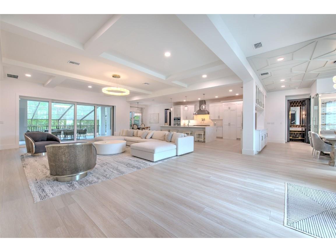 4815 W Sunset Boulevard Tampa FL 33629 TB8456819 image7