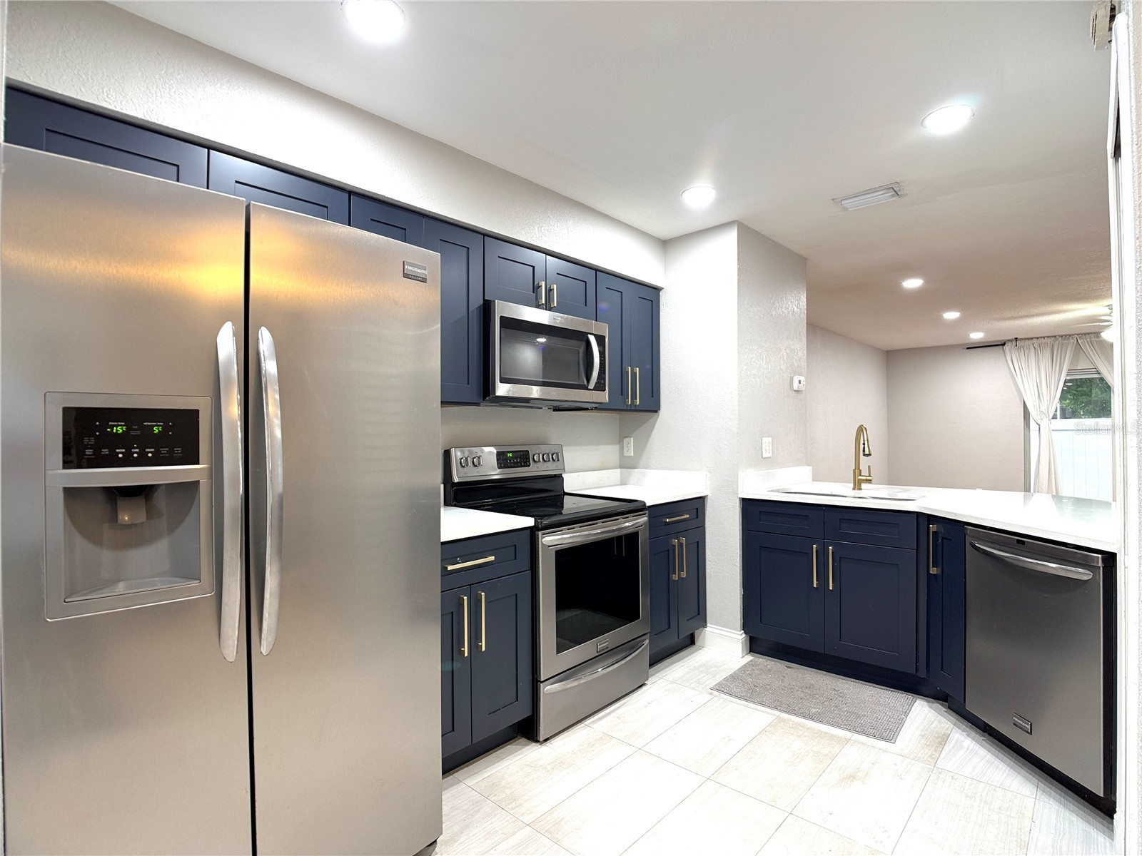 4815 Walden Circle #75 Orlando FL 32811 O6410316 image3