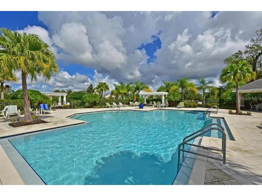 4815 Woodbrook Drive Sarasota FL 34243 TB8495667 image19