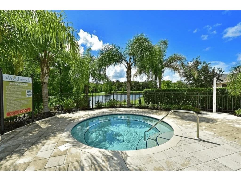 4815 Woodbrook Drive Sarasota FL 34243 TB8495667 image21