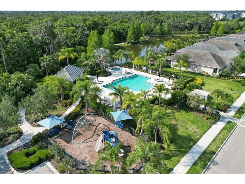 4815 Woodbrook Drive Sarasota FL 34243 TB8495667 image24