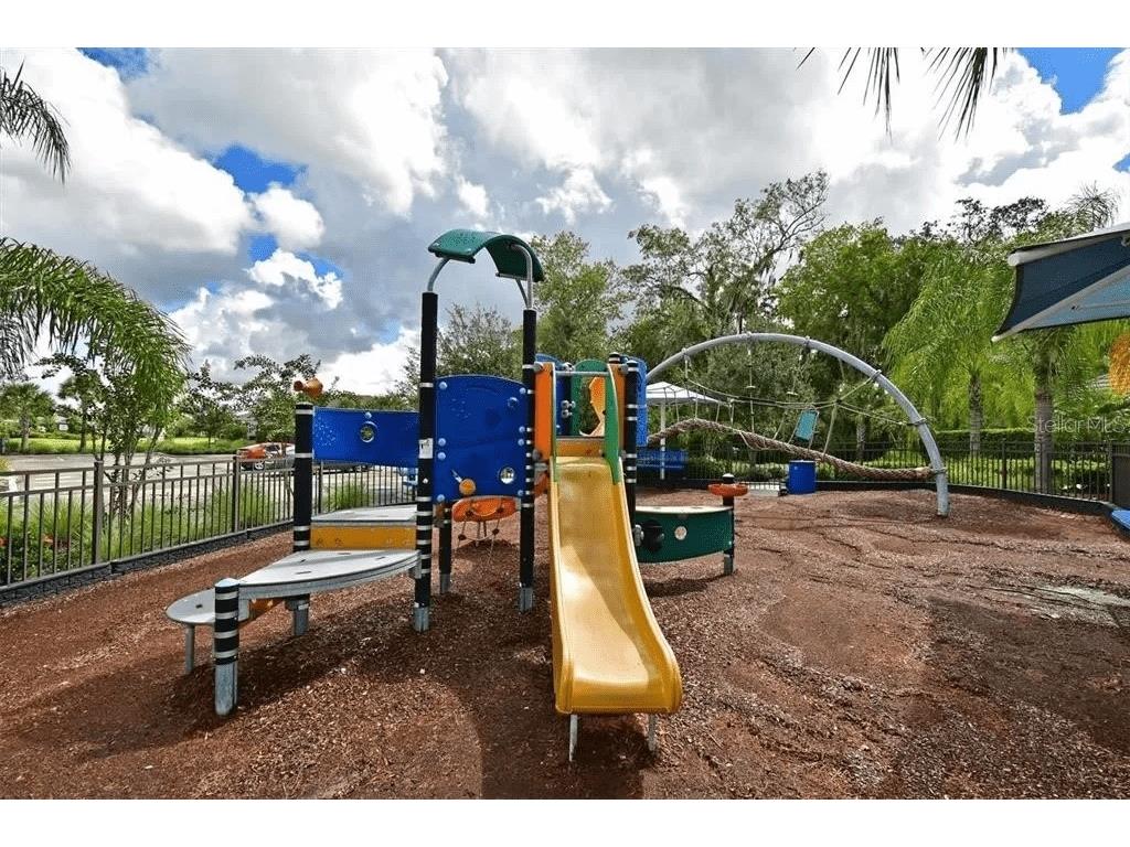 4815 Woodbrook Drive Sarasota FL 34243 TB8495667 image27