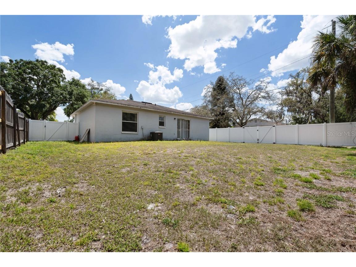 4816 E 99th Avenue Tampa FL 33617 TB8408258 image32