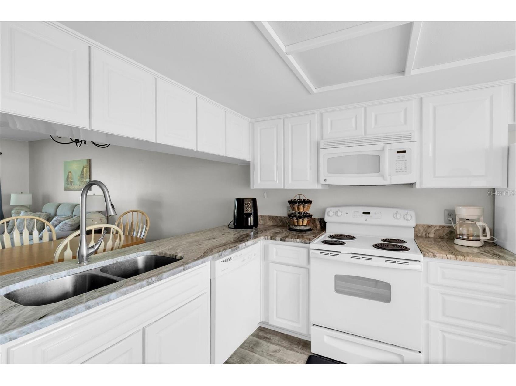 4817 Grist Mill Circle #4817 New Port Richey FL 34655 W7885935 image8