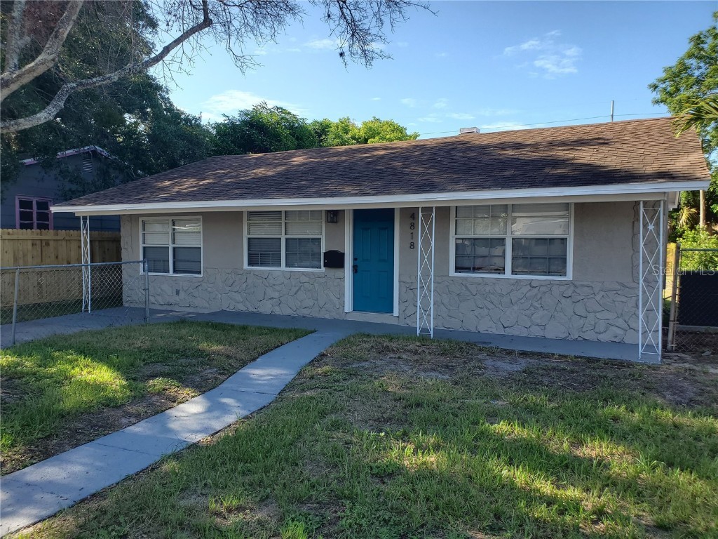 4818 10th Avenue S Saint Petersburg FL 33711 TB8334056 image1