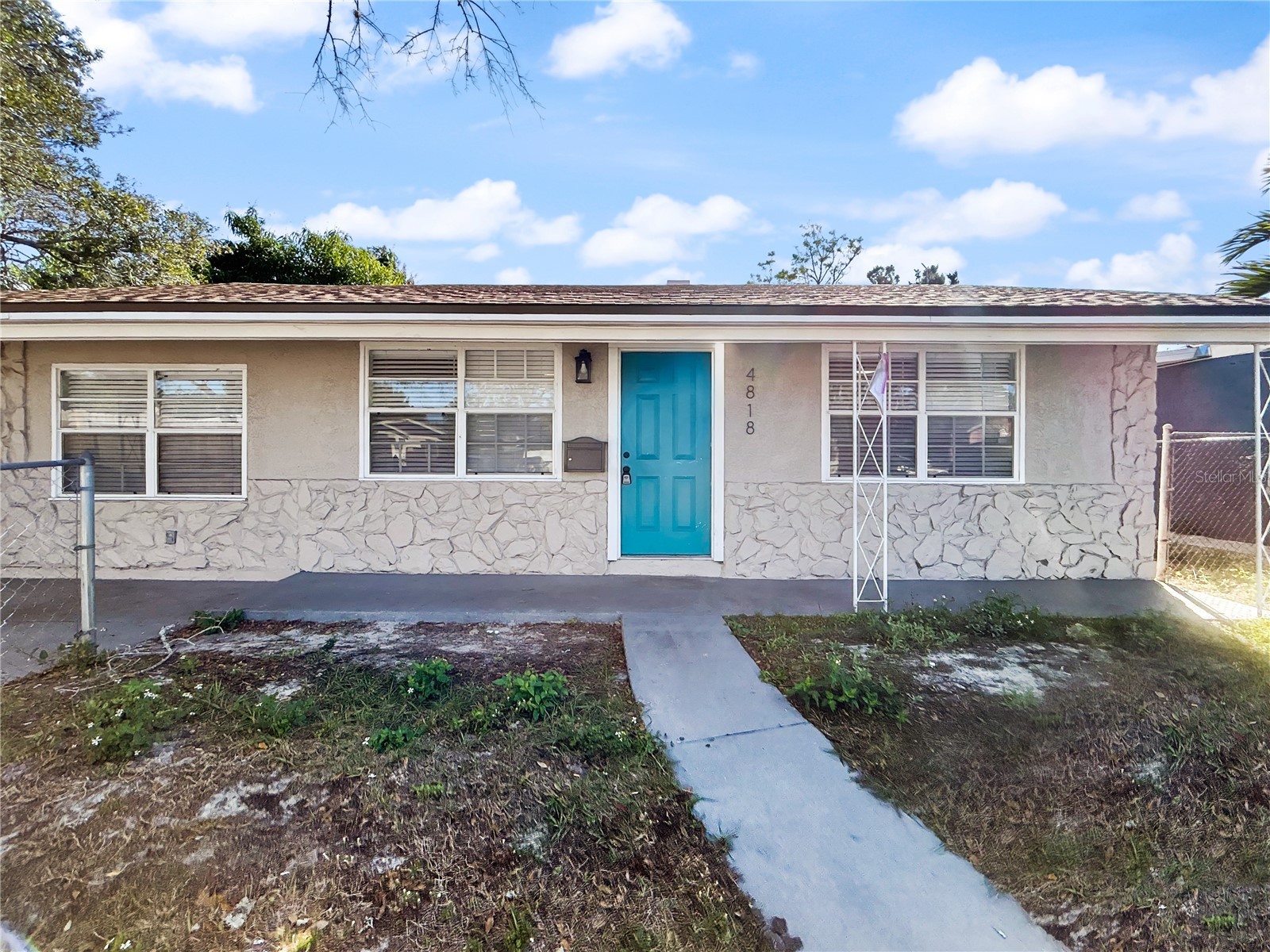 4818 10th Avenue S Saint Petersburg FL 33711 TB8470031 image1