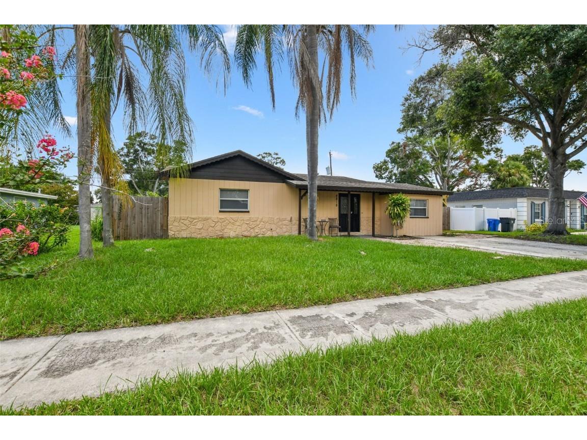 4818 Holiday Drive Tampa FL 33615 T3492236 image1
