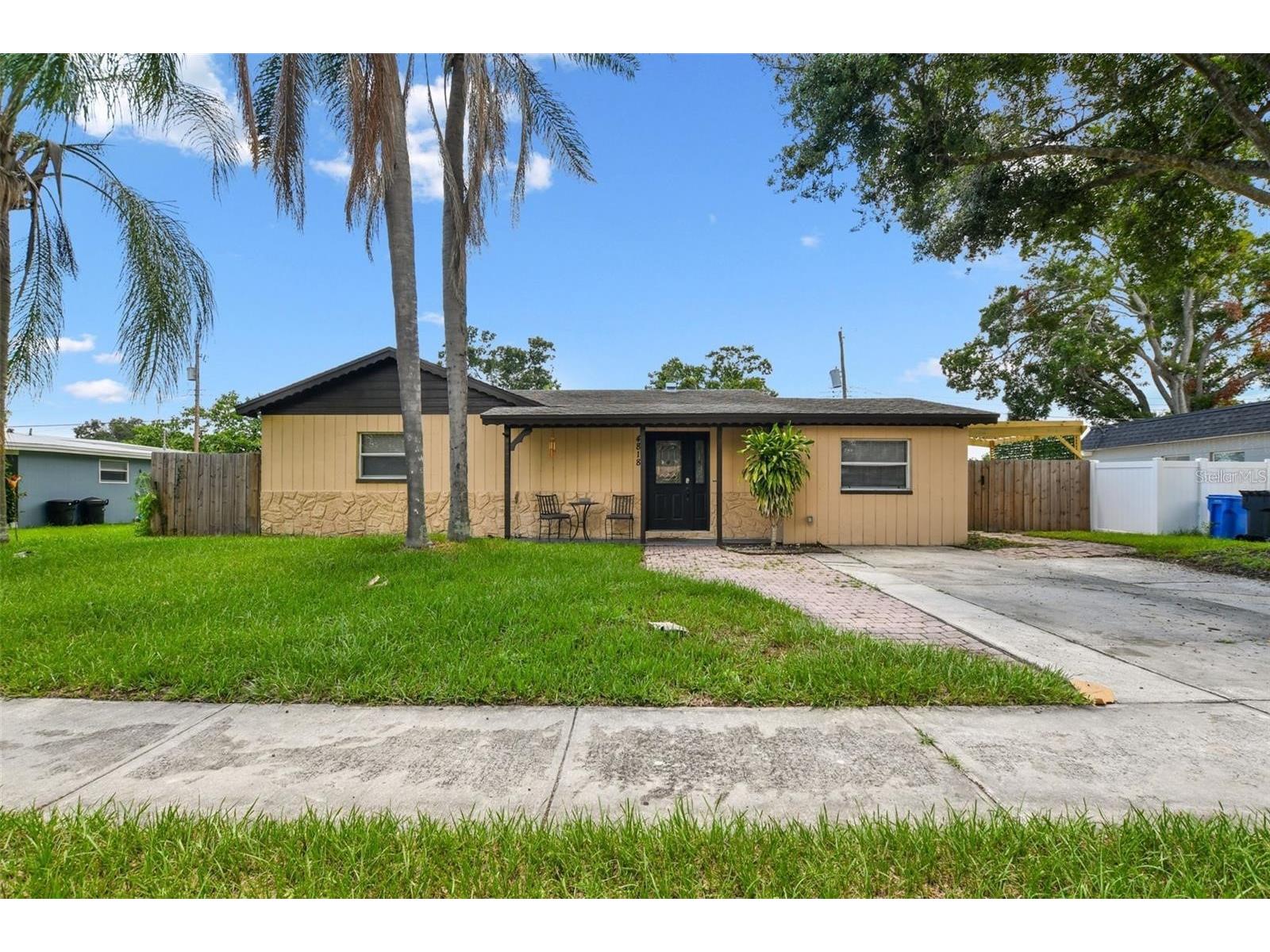 4818 Holiday Drive Tampa FL 33615 TB8503719 image1
