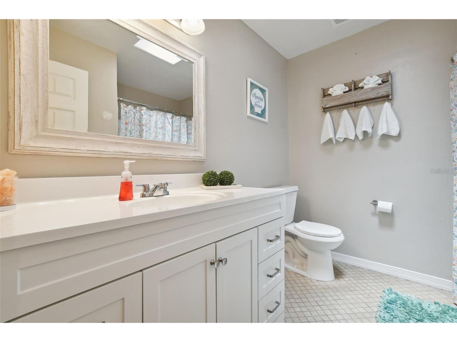 4818 Holiday Drive Tampa FL 33615 TB8503719 image13