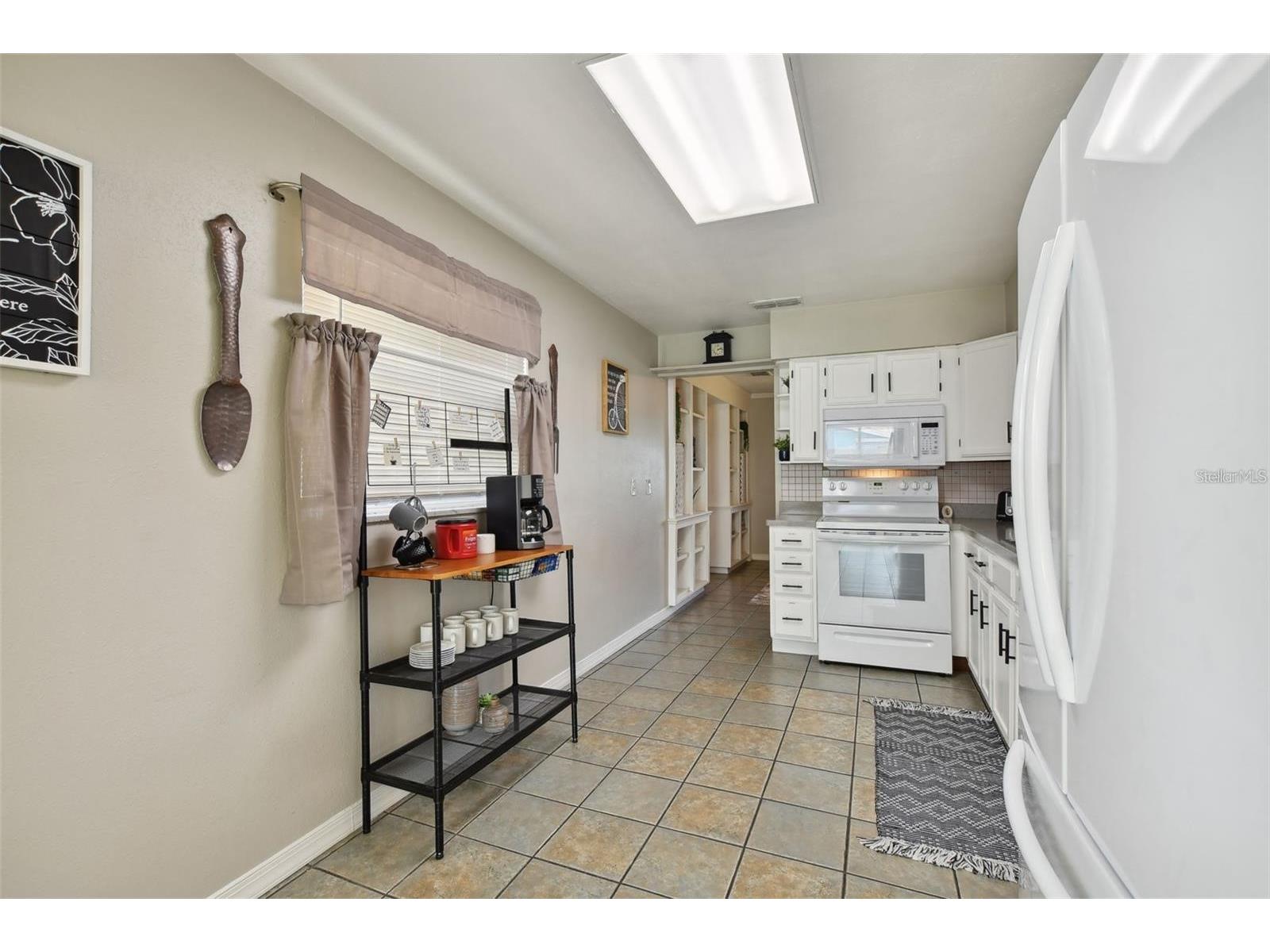 4818 Holiday Drive Tampa FL 33615 TB8503719 image9