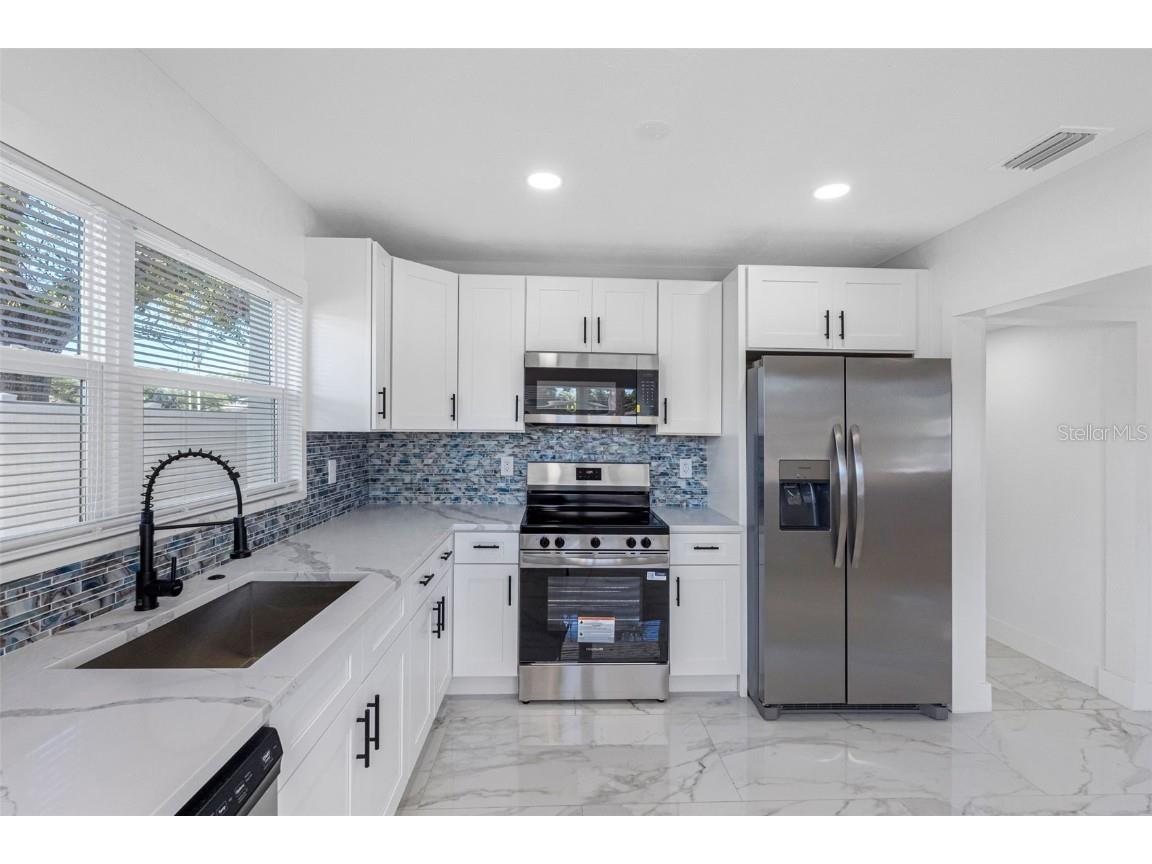 4819 21st Avenue S Saint Petersburg FL 33711 TB8450932 image12