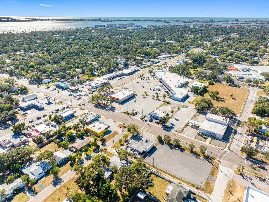 4819 21st Avenue S Saint Petersburg FL 33711 TB8450932 image47