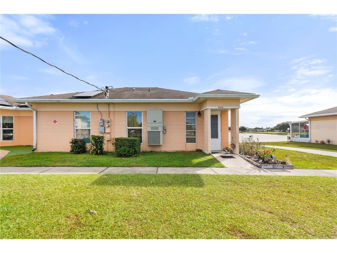 4819 Club Circle Lakeshore FL 33854 - WALK IN WATER K4903139 image1