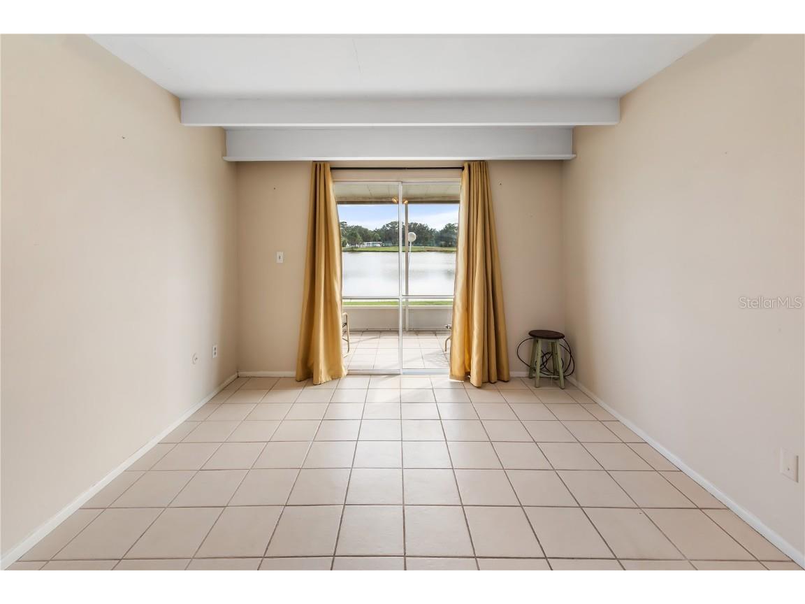 4819 Club Circle Lakeshore FL 33854 - WALK IN WATER K4903139 image10