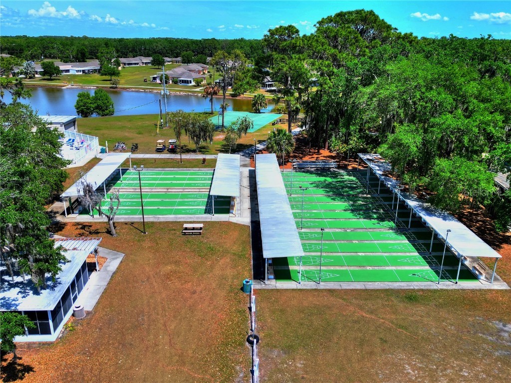 4819 Club Circle Lakeshore FL 33854 - WALK IN WATER K4903139 image23