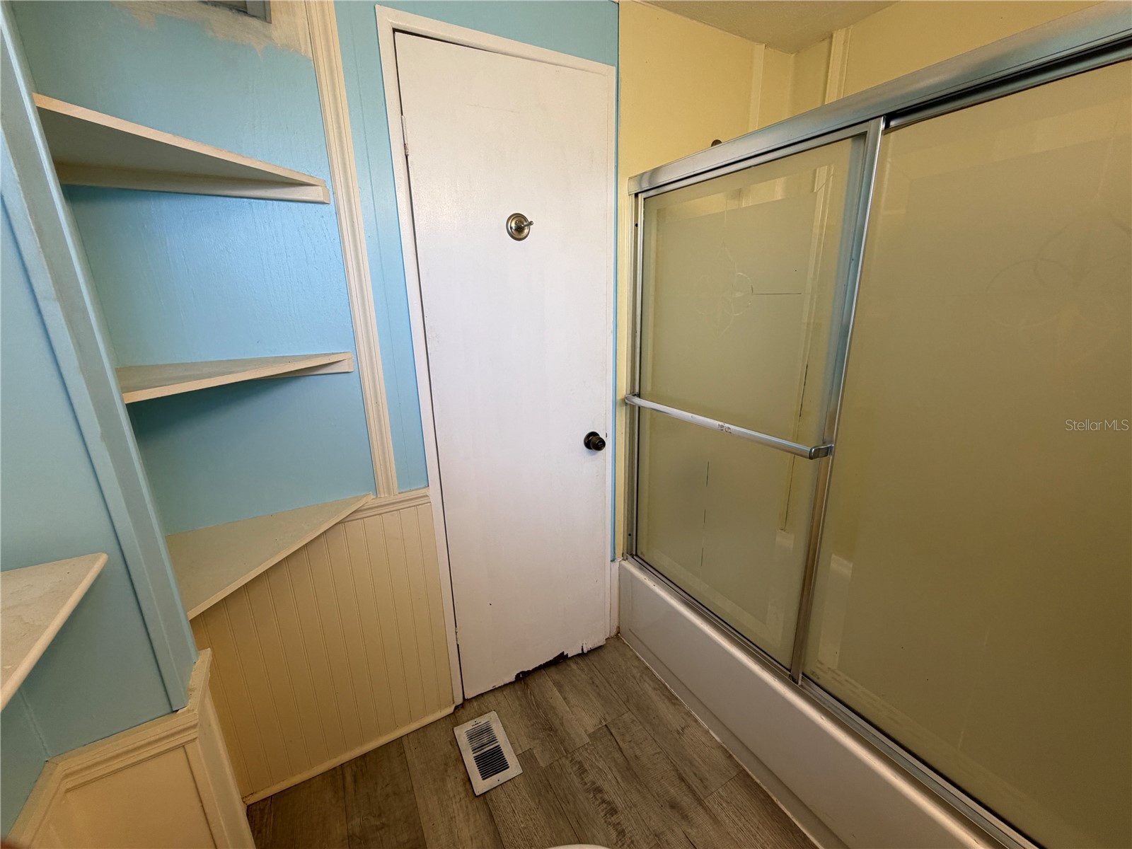 4819 Sea Island Avenue Sarasota FL 34234 A4689720 image16