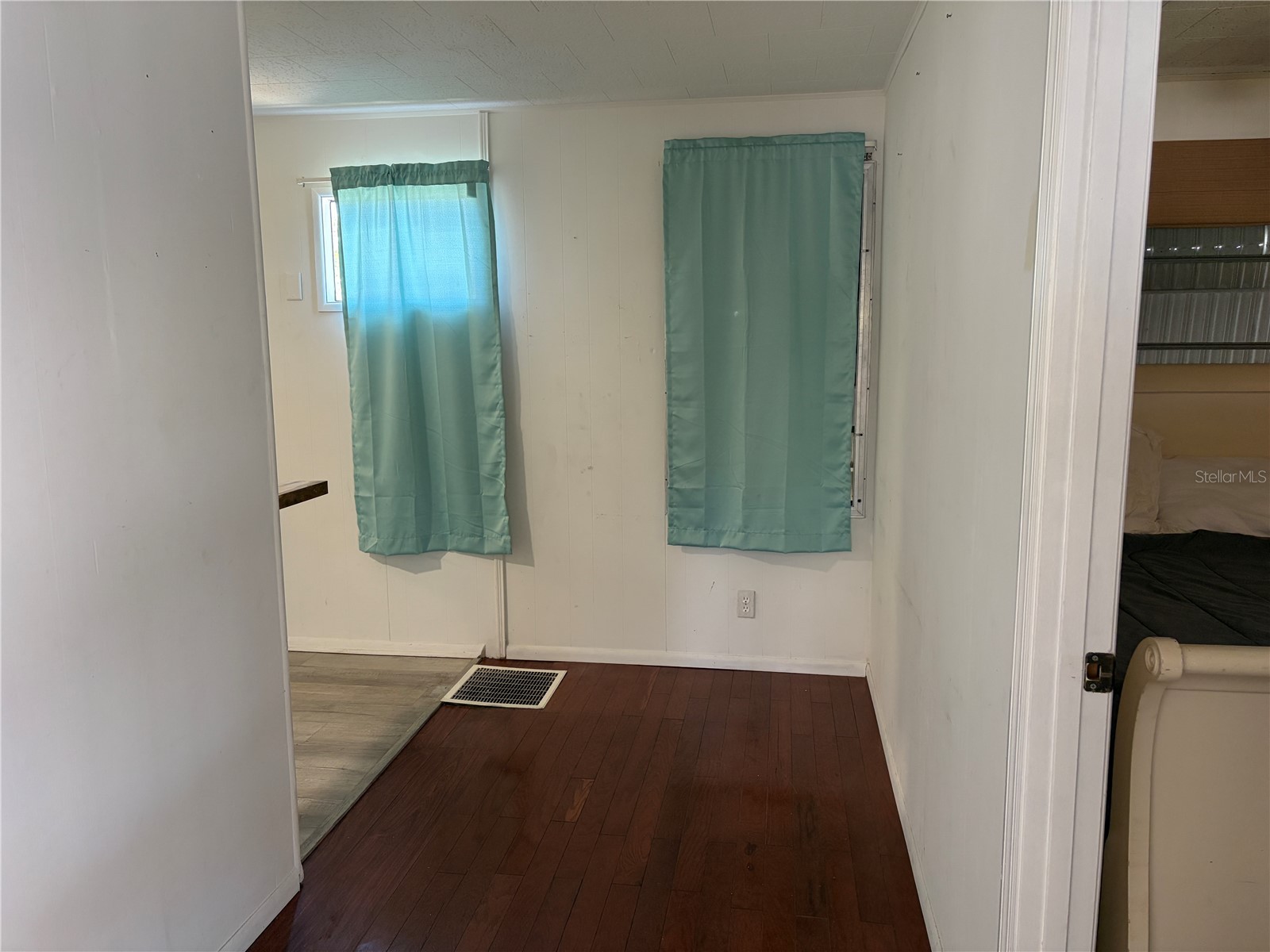 4819 Sea Island Avenue Sarasota FL 34234 A4689720 image9