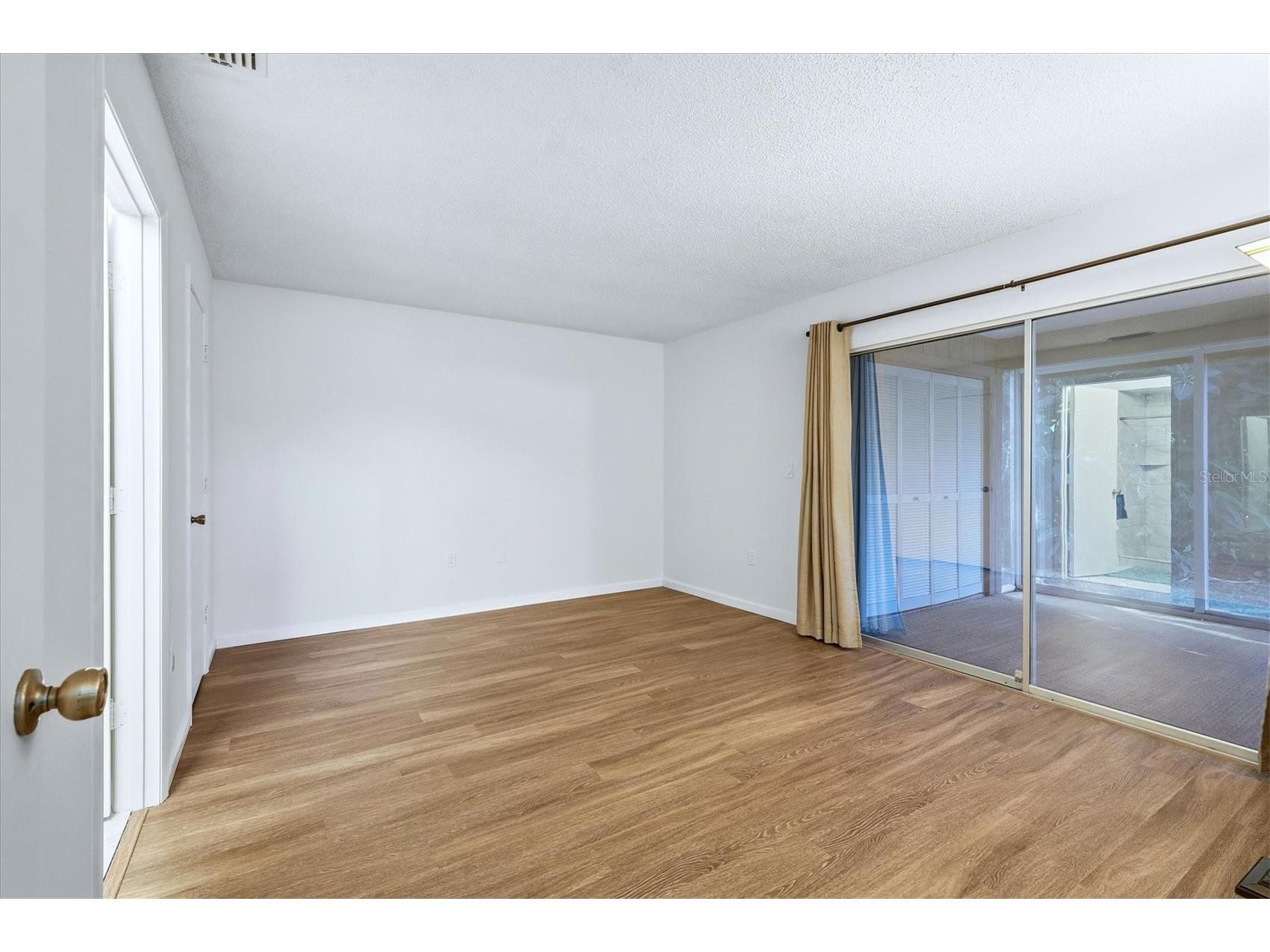 4819 Village Gardens Drive #110 Sarasota FL 34234 A4682380 image11