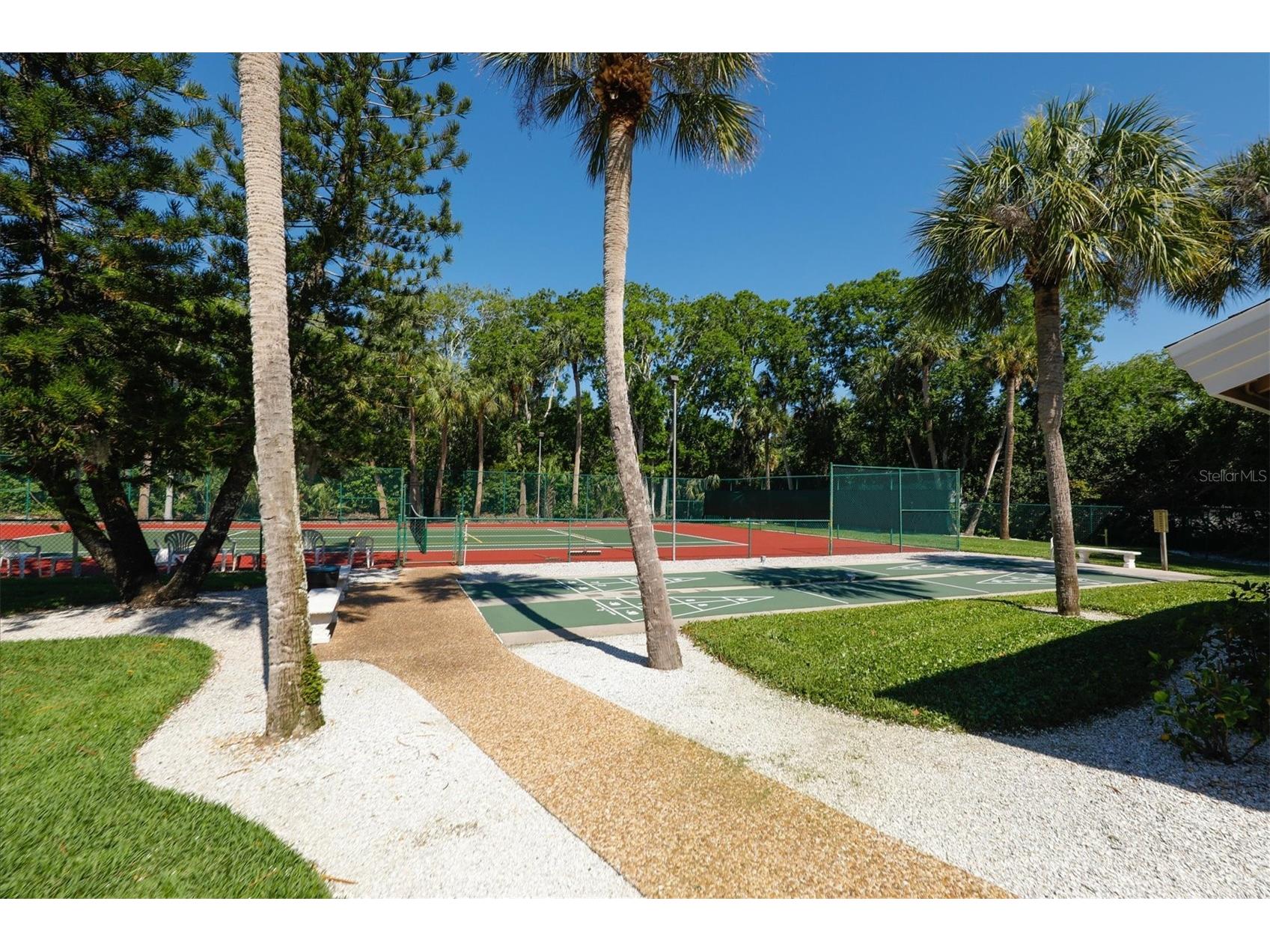 4819 Village Gardens Drive #110 Sarasota FL 34234 A4682380 image36