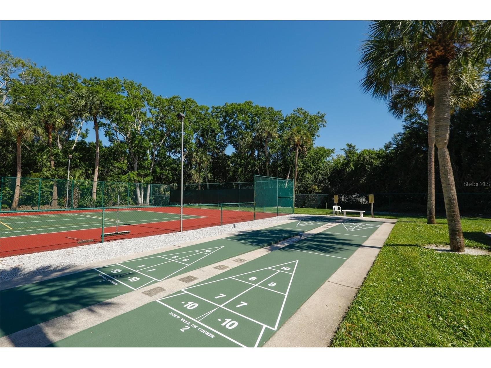 4819 Village Gardens Drive #110 Sarasota FL 34234 A4682380 image38